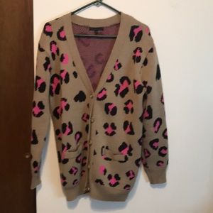 L pink leopard print sweater